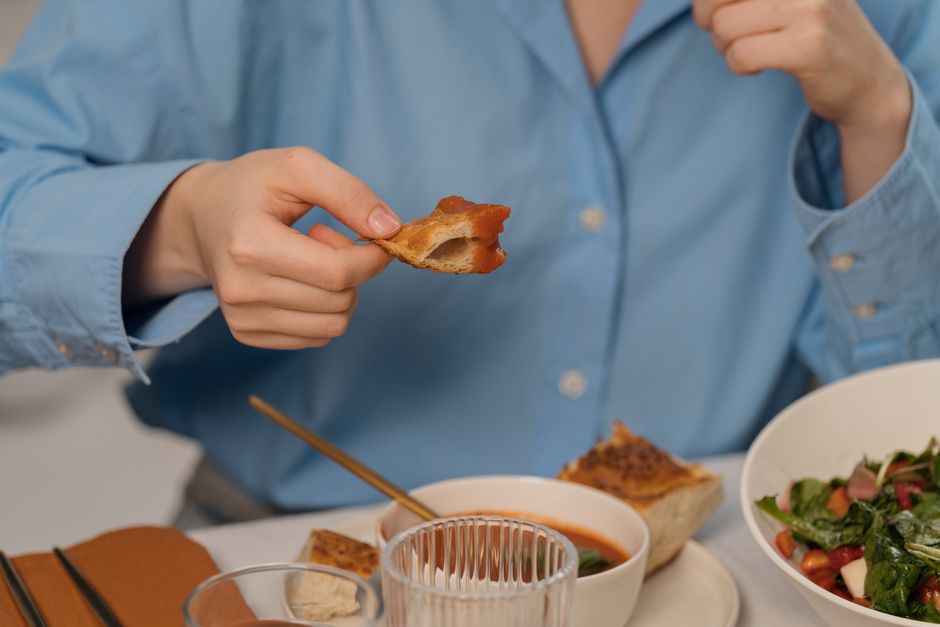 바로 먹을 수 있는 식사가 오늘날의 현대 생활에 완벽하게 들어맞습니다.